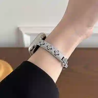KVZUVUU