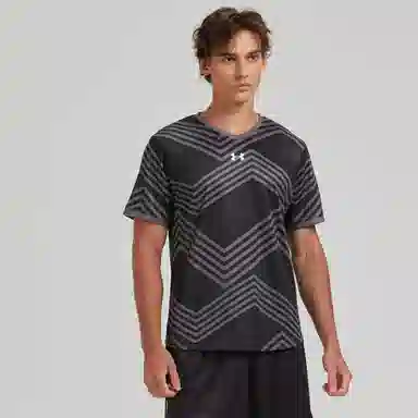 Under Armour T