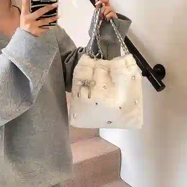 度森袋鼠 高级感时尚百搭休闲简约 毛绒 单肩包 女款 米白色/灰色/黑色/卡其色