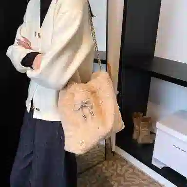 度森袋鼠 高级感时尚百搭休闲简约 毛绒 单肩包 女款 米白色/灰色/黑色/卡其色