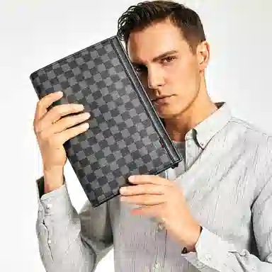 Dusen Kangaroo Clutch Black/Brown