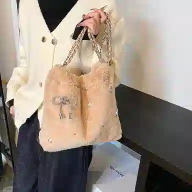 度森袋鼠 高级感时尚百搭休闲简约 毛绒 单肩包 女款 米白色/灰色/黑色/卡其色