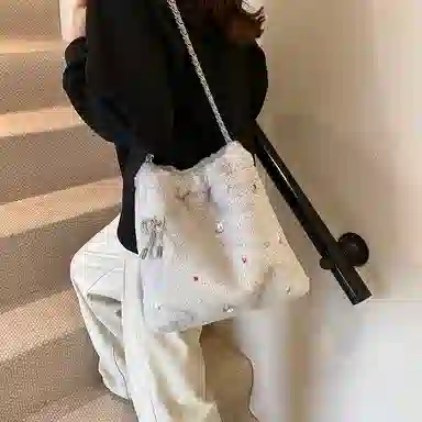 度森袋鼠 高级感时尚百搭休闲简约 毛绒 单肩包 女款 米白色/灰色/黑色/卡其色