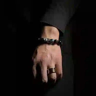 MOUNTAINS AND MANS 999