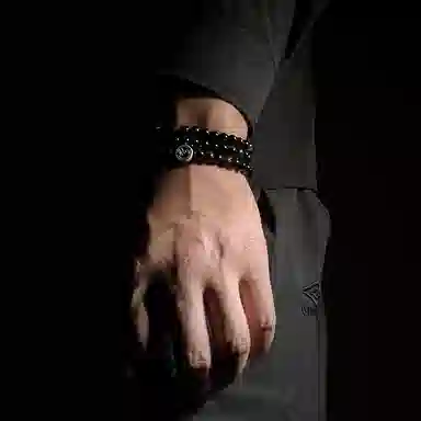 MOUNTAINS AND MANS 999