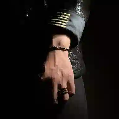 MOUNTAINS AND MANS s925