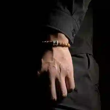 MOUNTAINS AND MANS 999