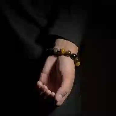 MOUNTAINS AND MANS 999