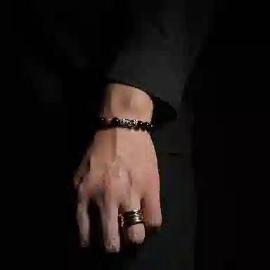 MOUNTAINS AND MANS 999