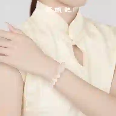 石头记 【优雅与纯净】 苍兰凤九 晶体透亮纯净 新中式狐狸小众设计优雅高级感简约百搭#好运 礼盒款天然 白水晶 手串 女款