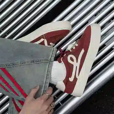 FCMM Canvas Sneakers