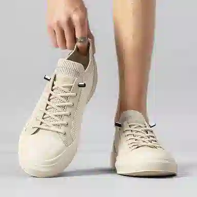 CARTELO Low Top Sneakers