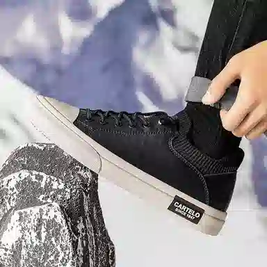 CARTELO Low Top Sneakers