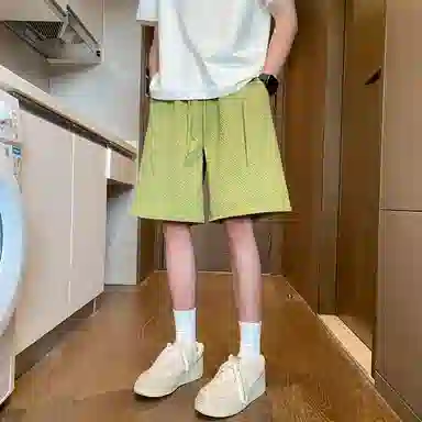 美式潮牌肌理感设计青春时尚宽松舒适简约个性百搭流五分薄款凉裤泡纱速干轻冰丝透气纯色夏季休闲短裤 男女同款
