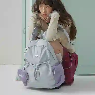 萝拉原创 出行轻便运动旅行 涤纶（聚酯纤维） 双肩包 中号 女款 多色