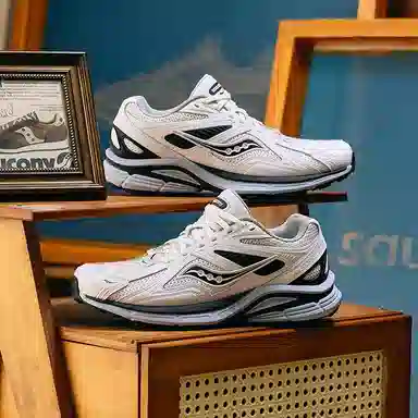 Saucony Kinvara 4 Retro