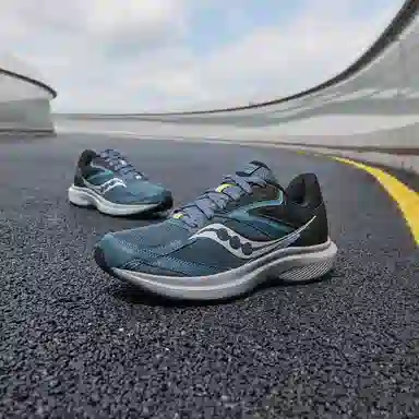Saucony COHESION 17