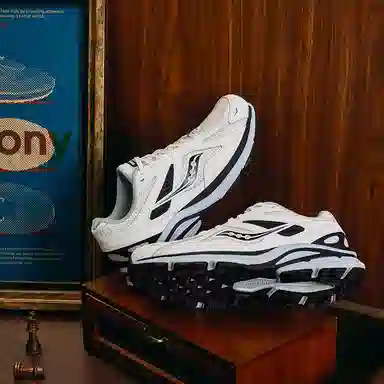 Saucony Kinvara 4 Retro