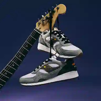 Friends x Saucony Shadow 6000 White Grey