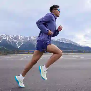 Saucony Endorphin Speed 4 White Green