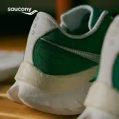 Saucony Endorphin Speed 4 Green White