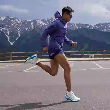 Saucony Endorphin Speed 4 White Green