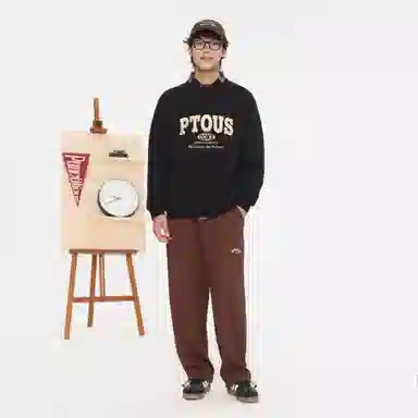 PUNCTILIOUS Logo Print Sweatshirt