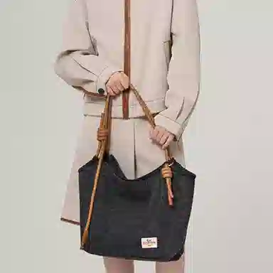 Lee Denim Shoulder Bag Black