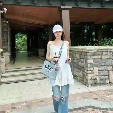 Lee Washed Grey Tote Bag