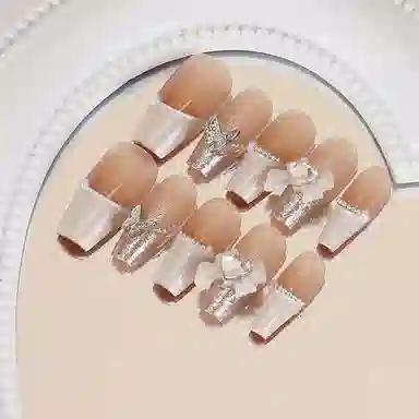 柚予颜 手工穿戴甲高级感千金法式水钻蝴蝶结珍珠链美甲  梯型裸色晕染 纯欲