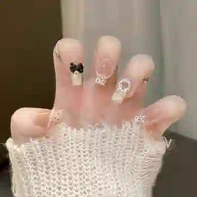 柚予颜 手工穿戴甲小香风高级感珍珠蝴蝶结辣妹甜美美甲  中长款裸色晕染 纯欲