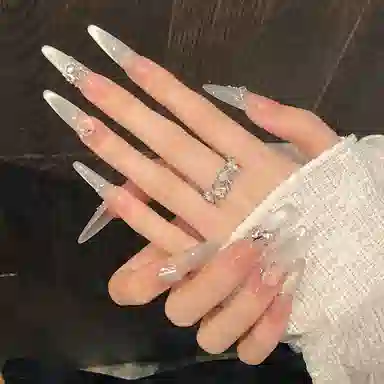 柚予颜 白巧月光猫眼珍珠链条碎钻  穿戴甲 尖型透色裸色 纯欲