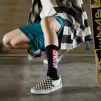 Stance x MARVEL LOGO 1