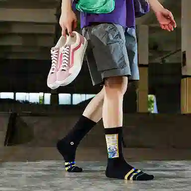 Stance x MARVEL LOGO 1