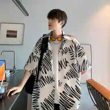 冰飞 美式复古时尚个性冰丝凉感亲肤透气夏威夷风沙滩半袖衬衣服潮牌潮流短袖条纹花衬衫 男女同款