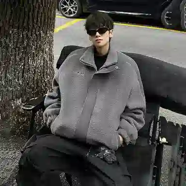 冰飞 美式复古嘻哈街头字母胶标图案基础款纯色拼接羊羔毛宽松休闲柔软亲肤舒适加厚保暖御寒时高级感痞帅拉链翻领棉服 男女同款