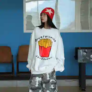 冰飞 美式复古时尚前卫创意趣味薯条图案字母印花宽松休闲舒适套头落肩无帽上衣潮牌潮流青少年感重磅百搭圆领卫衣 男女同款