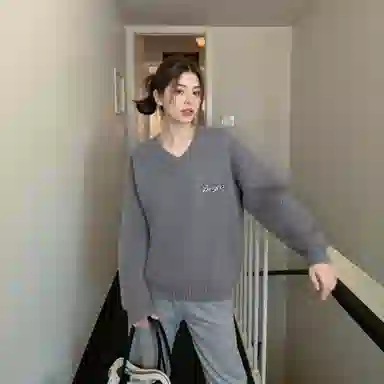V