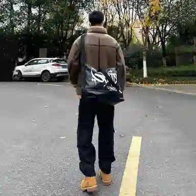 冰飞 韩系加厚加绒美式机车服高街学院风设计感撞色宽松潮牌无性别户外休闲百搭保暖纯色翻领棉服 男女同款