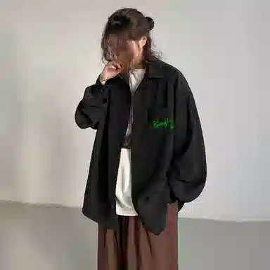 冰飞 美式复古高街时尚个性创意蜡笔手绘字母图案印花宽松休闲翻领长袖衬衣服嘻哈街头无性别主义白色衬衫 男女同款