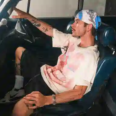 RESERFF Vintage Graphic Tee