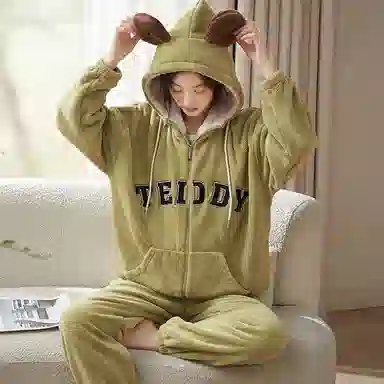 小情歌 家居服睡衣 珊瑚绒保暖睡衣女秋冬家居服女冬季大码长袖长裤女士小清新风字母设计家居套装 女款 绿黄色