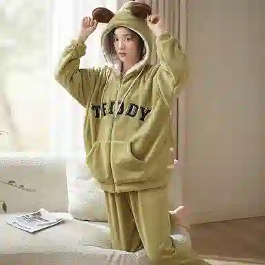 小情歌 家居服睡衣 珊瑚绒保暖睡衣女秋冬家居服女冬季大码长袖长裤女士小清新风字母设计家居套装 女款 绿黄色