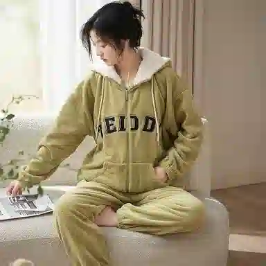 小情歌 家居服睡衣 珊瑚绒保暖睡衣女秋冬家居服女冬季大码长袖长裤女士小清新风字母设计家居套装 女款 绿黄色