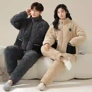 小情歌 暖洋洋的加厚珊瑚绒三层夹棉保暖睡衣男秋冬家居服男冬季长袖长裤男士女士高领超厚可外穿家居套装 情侣款 卡其色+黑色