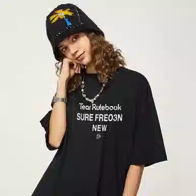 FREO3N Letter Print Crewneck T-Shirt