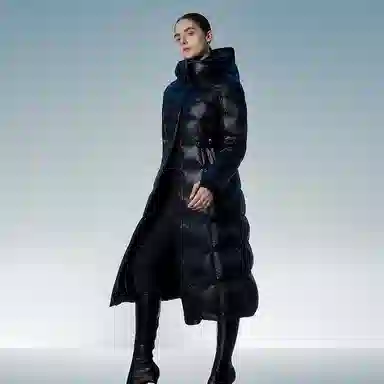 坦博尔 连帽厚款纯色长袖羽绒服 女款