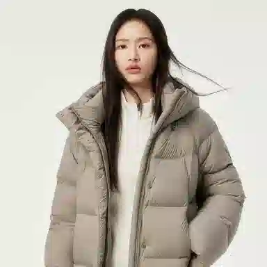 坦博尔 过膝纯色简约羽绒服 女款