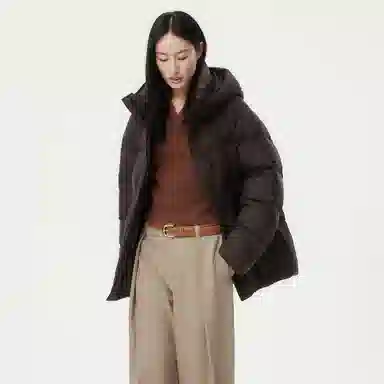 坦博尔 廓形连帽精致简约纯色长袖通勤面包面包羽绒服 女款