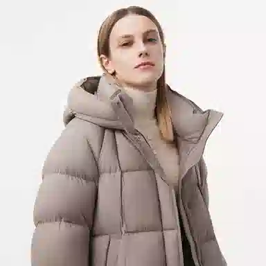 坦博尔 廓形连帽精致简约纯色长袖通勤面包面包羽绒服 女款